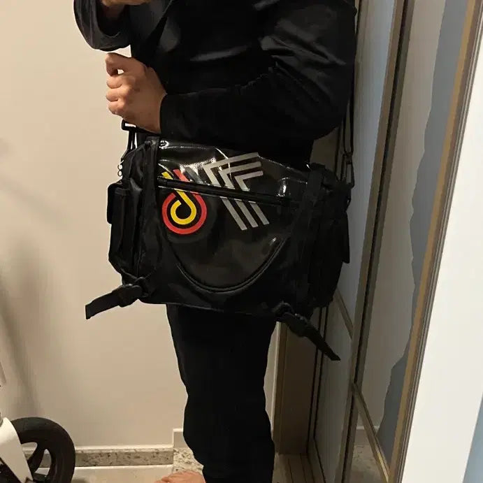 [BUNJANG] COAX76 Tarp Messenger Bag / (땡처리)COAX76 타프 메신저백