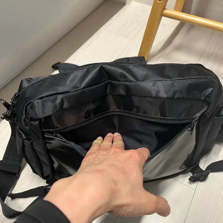 [BUNJANG] COAX76 Tarp Messenger Bag / (땡처리)COAX76 타프 메신저백