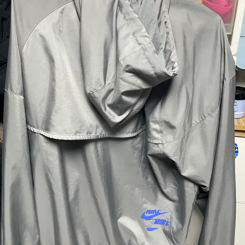 [BUNJANG] Nike Windbreaker Gray / 나이키 바람막이 회색