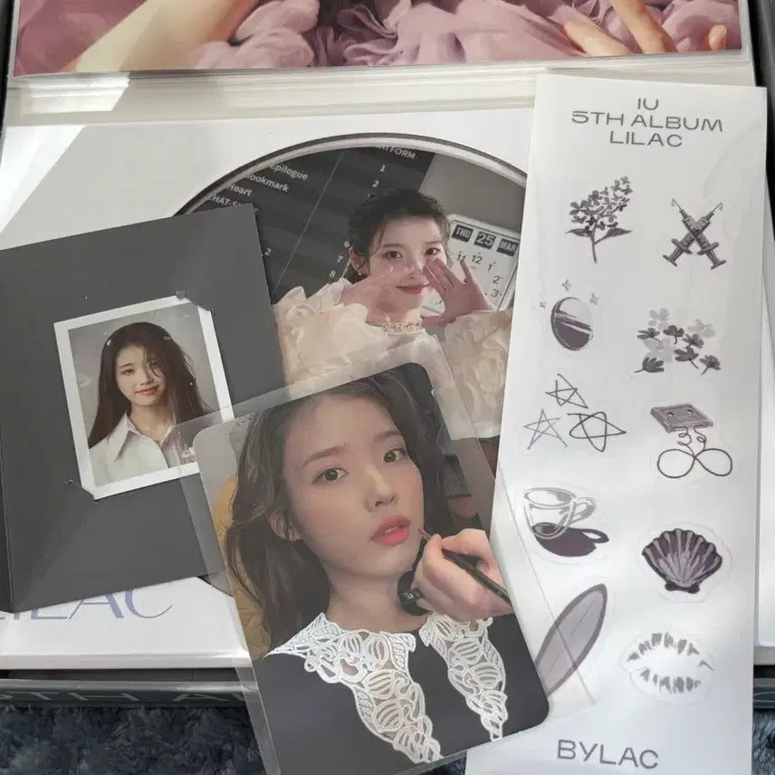 [BUNJANG] IU Lilac Album + Photocard / 급처) 아이유 라일락 앨범 + 포카