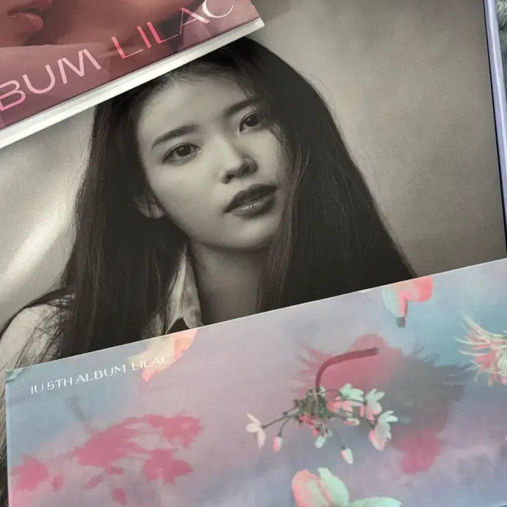 [SOLD OUT] [BUNJANG] IU Lilac Album + Photocard / 급처) 아이유 라일락 앨범 + 포카
