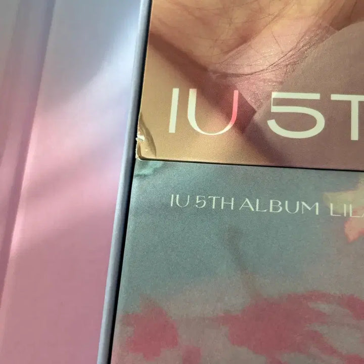[SOLD OUT] [BUNJANG] IU Lilac Album + Photocard / 급처) 아이유 라일락 앨범 + 포카