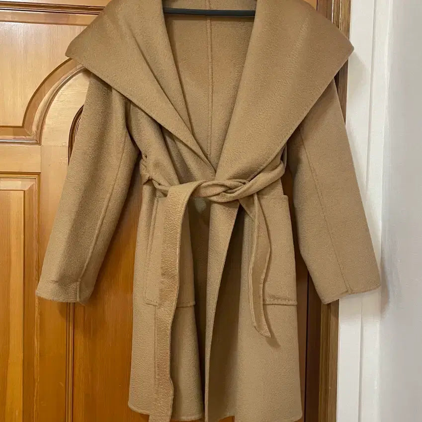 [BUNJANG] AIN Wool Hooded Coat (S) / FRESH MORE AIN 양모 울 후드 코트 S