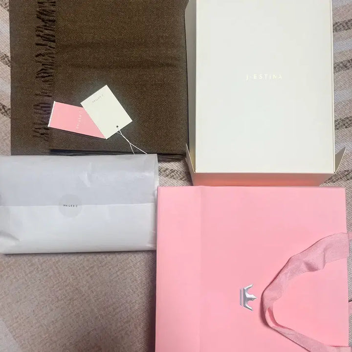 [BUNJANG] J.ESTINA Brown Scarf / 제이에스티나 머플러 브라운