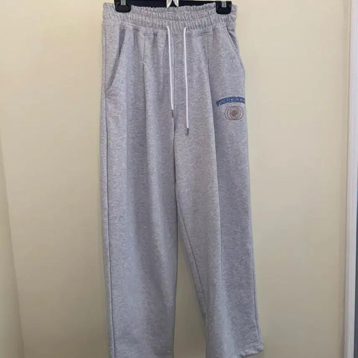 [BUNJANG] VIBEREEN Gray Training Pants / VIBEREEN 회색 트레이닝 바지