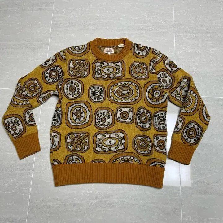 [BUNJANG] Levi's Vintage Clothing Eastern Pattern Crew Knit / 리바이스빈티지클로딩(LVC) 이스턴패턴 크루니트