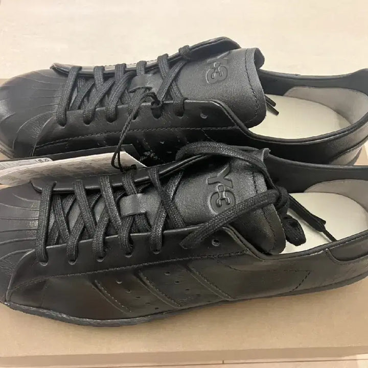 [BUNJANG] Y-3 Superstar Triple Black Sneakers / Y-3 / 슈퍼스타 트리플 블랙 / 230
