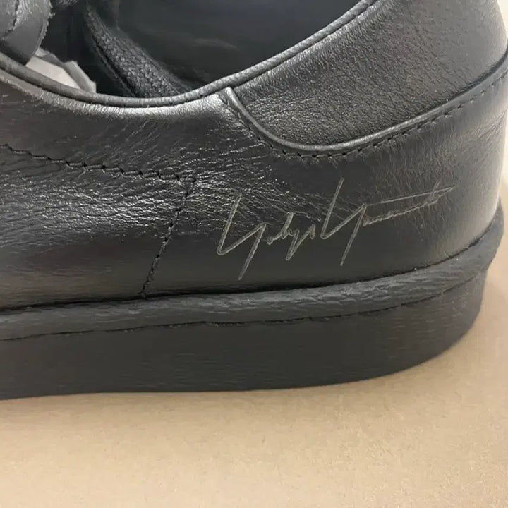 [BUNJANG] Y-3 Superstar Triple Black Sneakers / Y-3 / 슈퍼스타 트리플 블랙 / 230