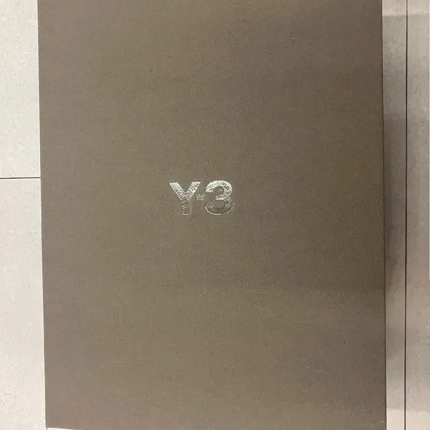 [BUNJANG] Y-3 Superstar Triple Black Sneakers / Y-3 / 슈퍼스타 트리플 블랙 / 230