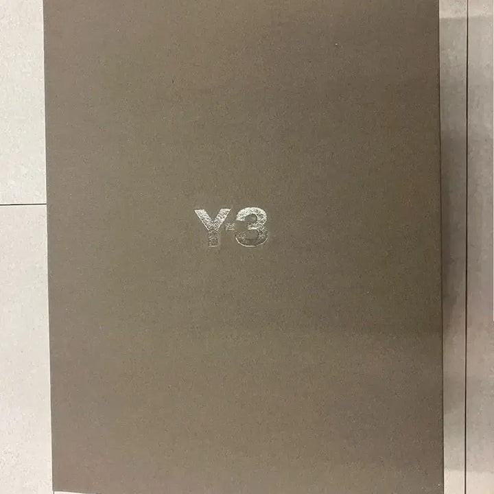 [BUNJANG] Y-3 Superstar Triple Black Sneakers / Y-3 / 슈퍼스타 트리플 블랙 / 230