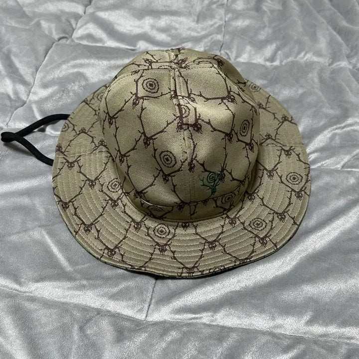 [BUNJANG] South2West8 Bucket Hat / [L] south2west8 남이서팔 버킷햇 크러셔햇