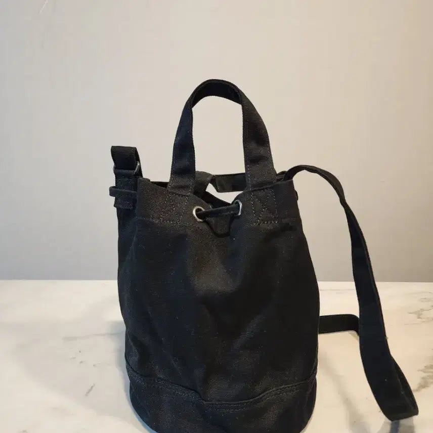 [BUNJANG] Eddie Bauer Canvas Eco Bucket Bag Black / [버킷백] 에디바우어 Eddie Bauer 캔버스 에코 버킷백 블랙