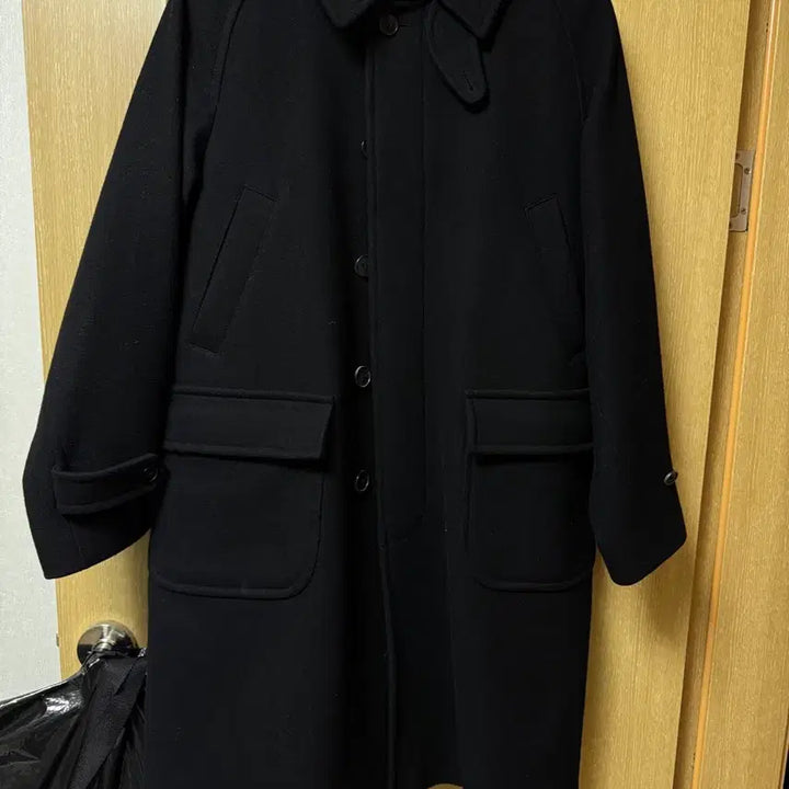 [BUNJANG] Anotheroffice Voyager Balmacaan Coat Black / 어나더오피스 보이저 발마칸 코트 블랙