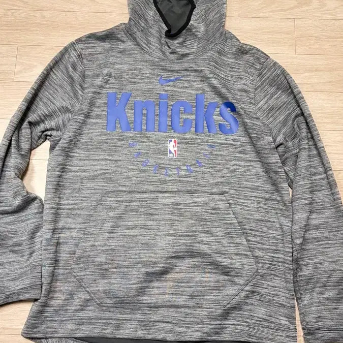 [BUNJANG] Nike Knicks NBA Dri-FIT Hoodie L / [상태극강] 나이키 Knicks NBA 드라이핏 후드티 L