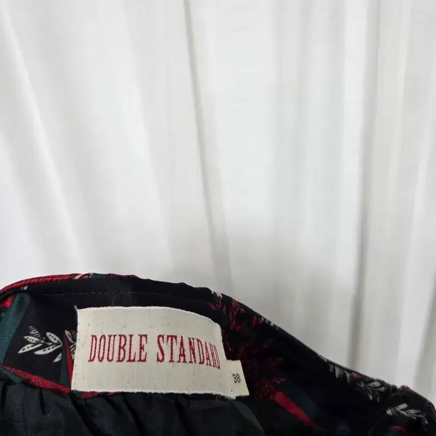 [BUNJANG] Double Standard Patterned Pleated Women's Skirt / S 55 더블스탠다드 패턴 핀턱 여성 스커트 여자 치마 패션 데일리