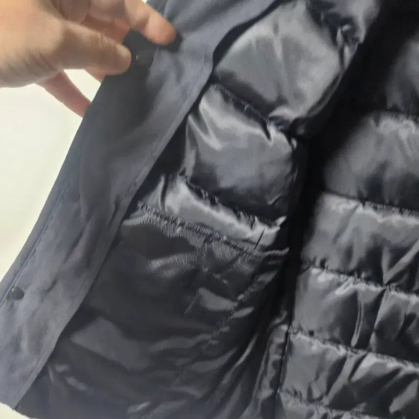 [BUNJANG] SPAO Men's Lightweight Padded Vest Black / SPAO 남성 경량 패딩 조끼 110호 블랙