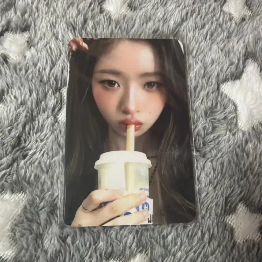 아이브 레이 위드뮤 럭드 포카