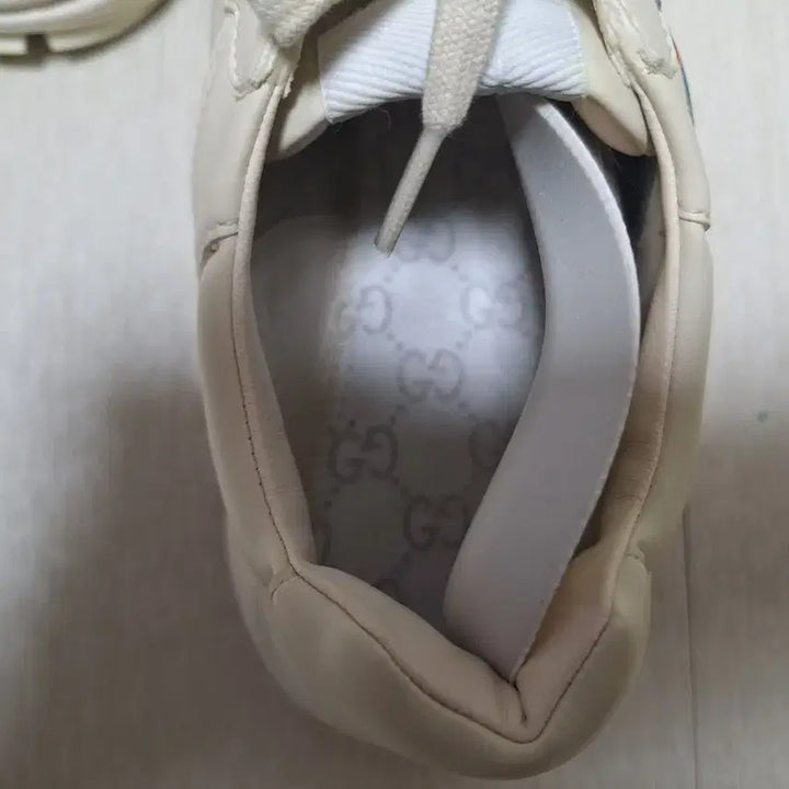 [BUNJANG] Gucci Rainbow Star Rhyton / (정품) 구찌 레인보우스타 라이톤