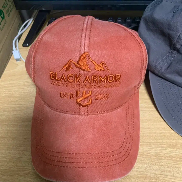 [BUNJANG] Vintage Washed Ball Cap / 모자