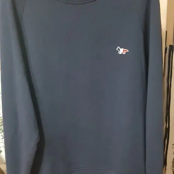 [BUNJANG] Maison Kitsune Fox Patch Navy Sweatshirt / 메종키츠네 폭스 패치 네이비 맨투맨