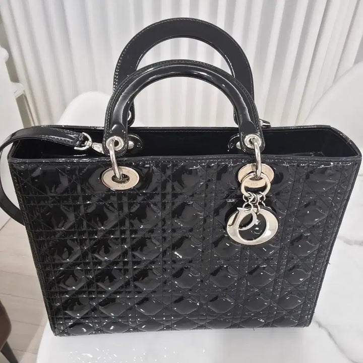 [BUNJANG] Dior Lady Dior Large Patent Black Bag / 디올 레이디백 라지 페이던트 블랙
