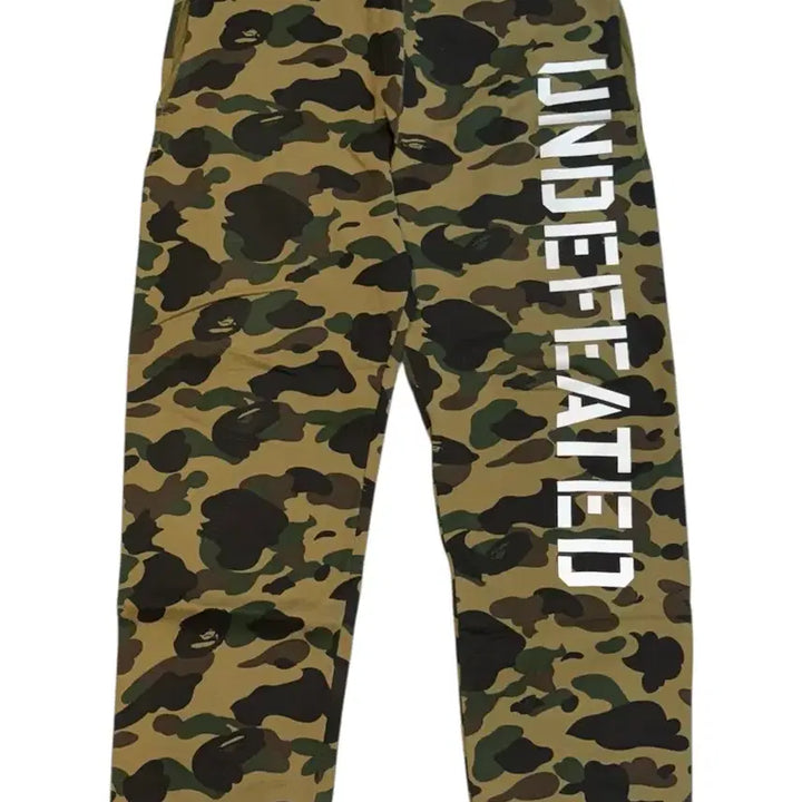 [BUNJANG] BAPE Undefeated Kabuto 1st Camo Green Pants / BAPE 베이프 언디핏 카부토 퍼스트 카모 녹계 팬츠