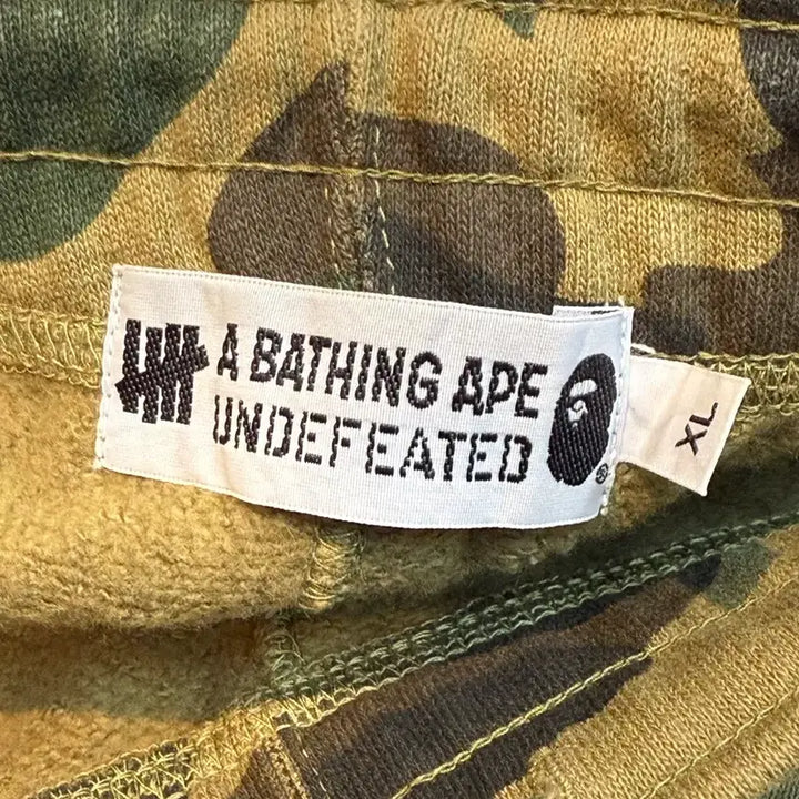 [BUNJANG] BAPE Undefeated Kabuto 1st Camo Green Pants / BAPE 베이프 언디핏 카부토 퍼스트 카모 녹계 팬츠