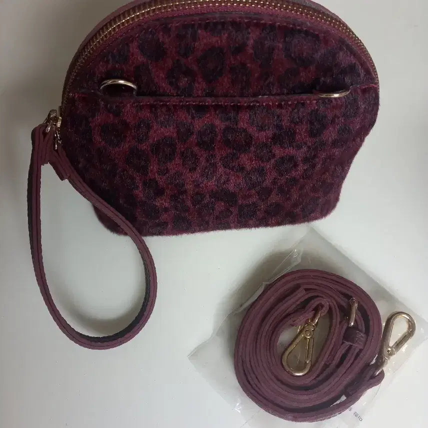 [BUNJANG] Leopard Pattern Burgundy Mini Bag / 레오파드 패턴 버건디 미니백