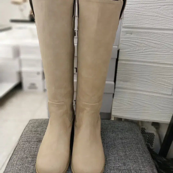 [BUNJANG] Basic Beige Long Boots (Size 230) / 새상품) 롱부츠 230사이즈