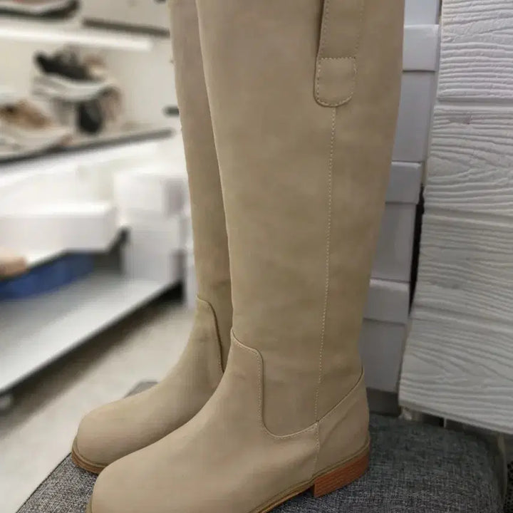 [BUNJANG] Basic Beige Long Boots (Size 230) / 새상품) 롱부츠 230사이즈