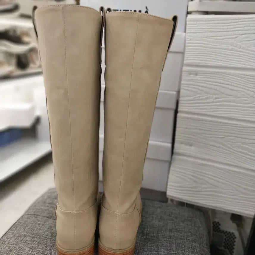 [BUNJANG] Basic Beige Long Boots (Size 230) / 새상품) 롱부츠 230사이즈