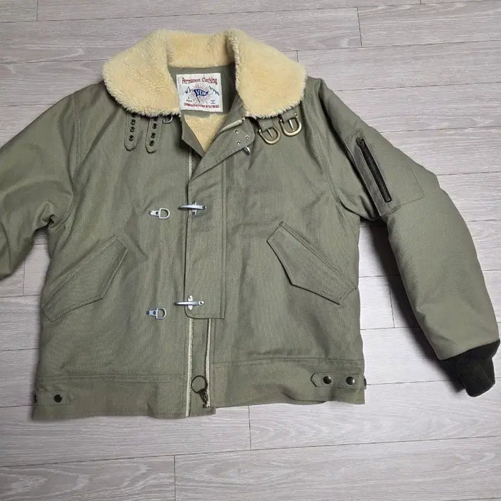 [BUNJANG] VDR Tanker Jumper L Size / vdr 탱커 점퍼 L사이즈