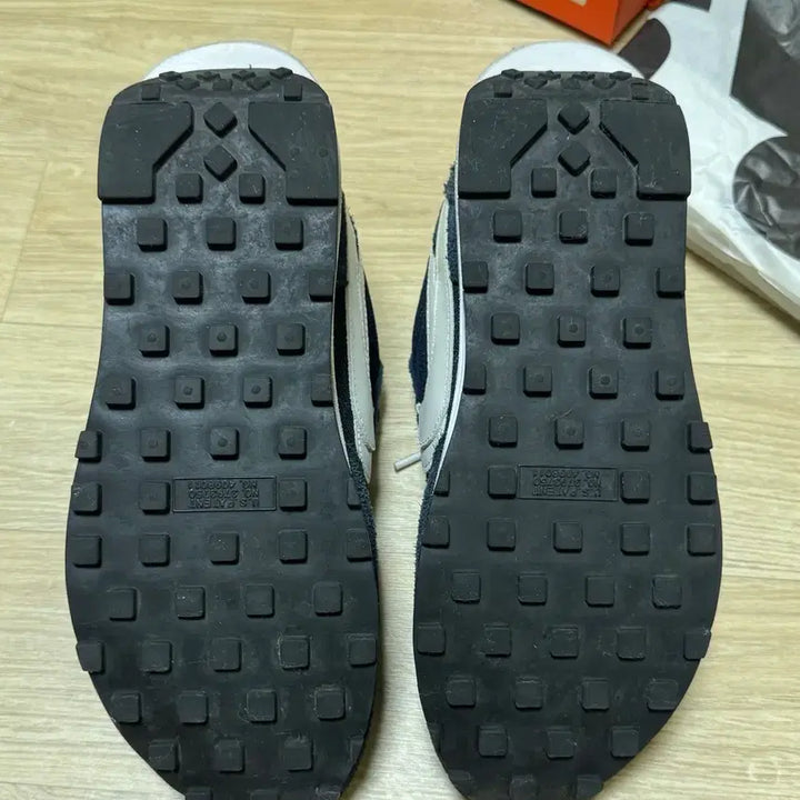 [BUNJANG] Nike x Sacai x Fragment LDWaffle Blackened Blue Sneakers / 나이키x사카이x프라그먼트 LD와플 블랙콘드 블루