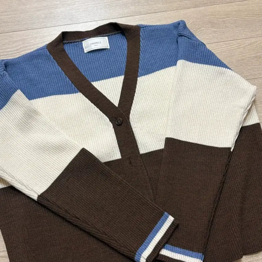 [BUNJANG] Koko Bling Color Block Knit Cardigan / 코코블리 배색 니트 가디건