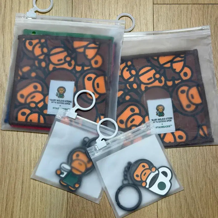 [BUNJANG] BAPE Starbucks Coaster Keyring Bundle Set / 스타벅스 베이프 코스터 키링 일괄판매