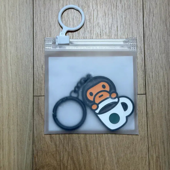 [BUNJANG] BAPE Starbucks Coaster Keyring Bundle Set / 스타벅스 베이프 코스터 키링 일괄판매