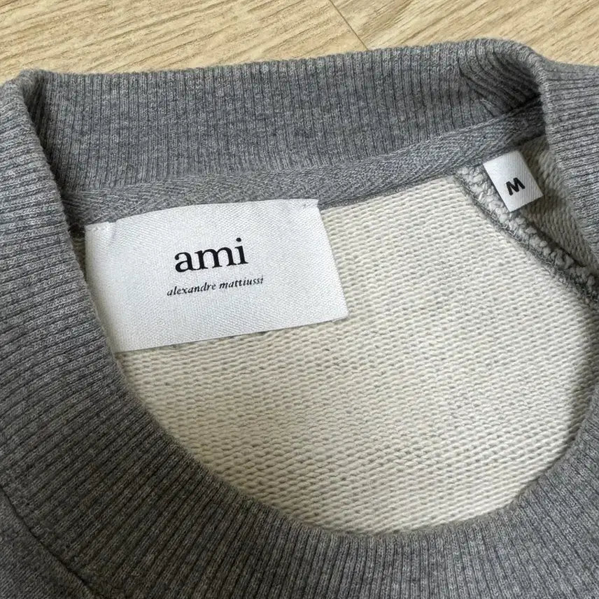 [BUNJANG] BTS Ami Paris France Sweatshirt / 아미 파리 프랑스 맨투맨