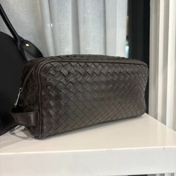 [SOLD OUT] [O/S]보테가베네타 돕키트 브라운