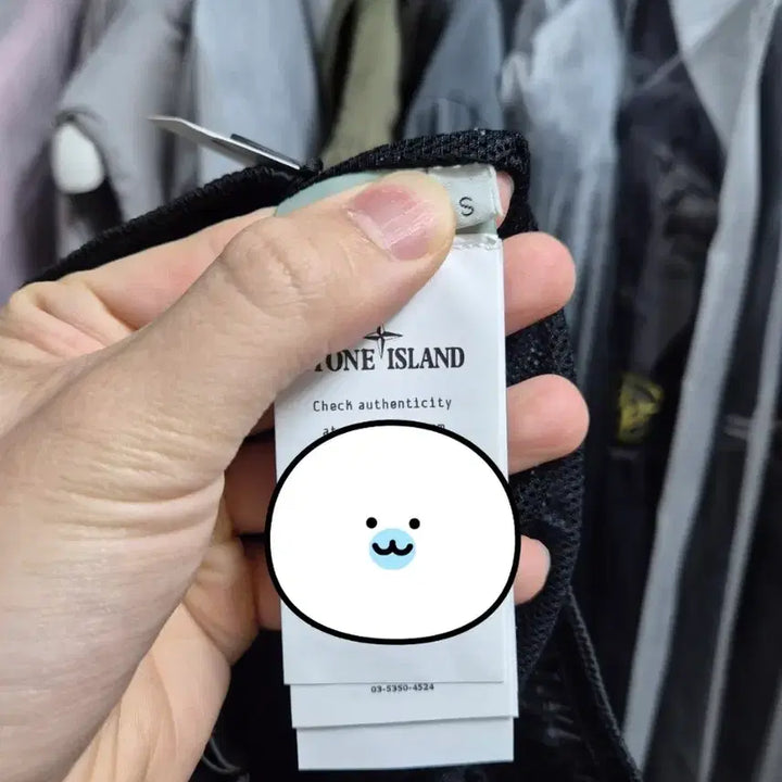 [BUNJANG] Stone Island Metal Nylon Shorts Black / 미시착 새상품 S-28,30 스톤아일랜드 메탈나일론 반바지 블랙