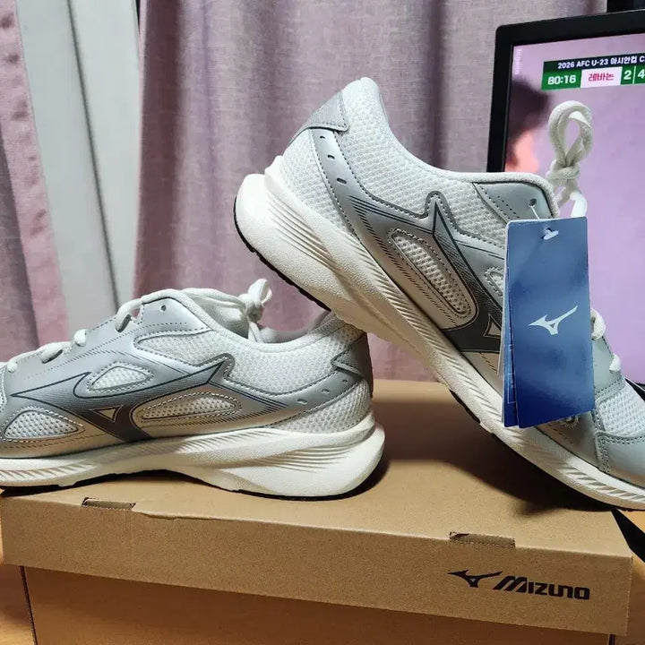 [BUNJANG] Mizuno Maximizer Running Shoes (Wide) 265mm / (새상품) 미즈노 맥시마이저  런닝화 (WIDE) 265mm