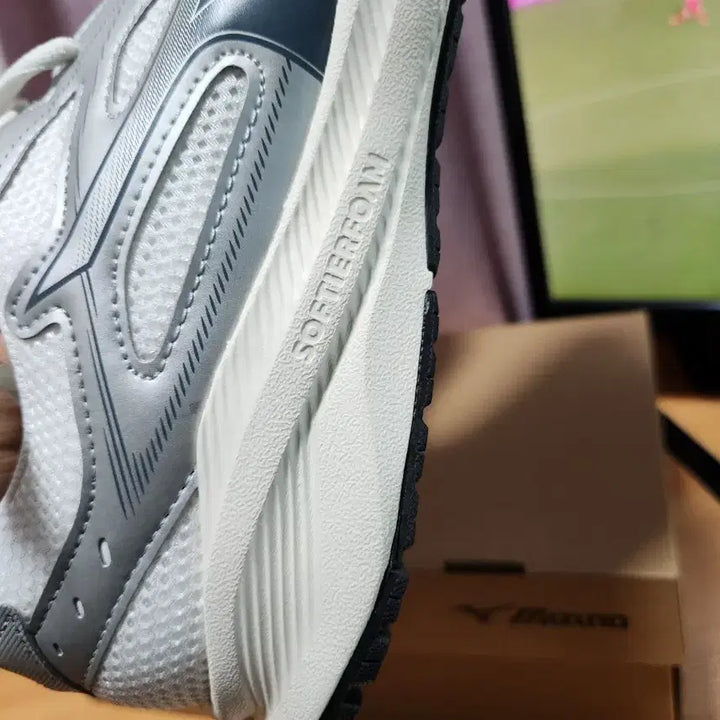 [BUNJANG] Mizuno Maximizer Running Shoes (Wide) 265mm / (새상품) 미즈노 맥시마이저  런닝화 (WIDE) 265mm