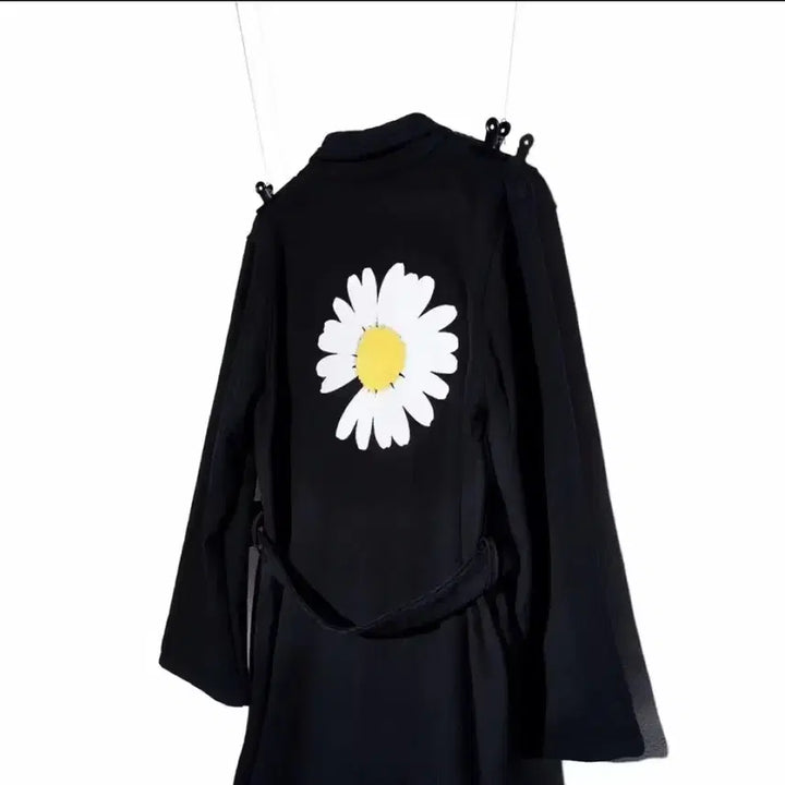[BUNJANG] PEACEMINUSONE Daisy Robe / 피스마이너스원 데이지 로브
