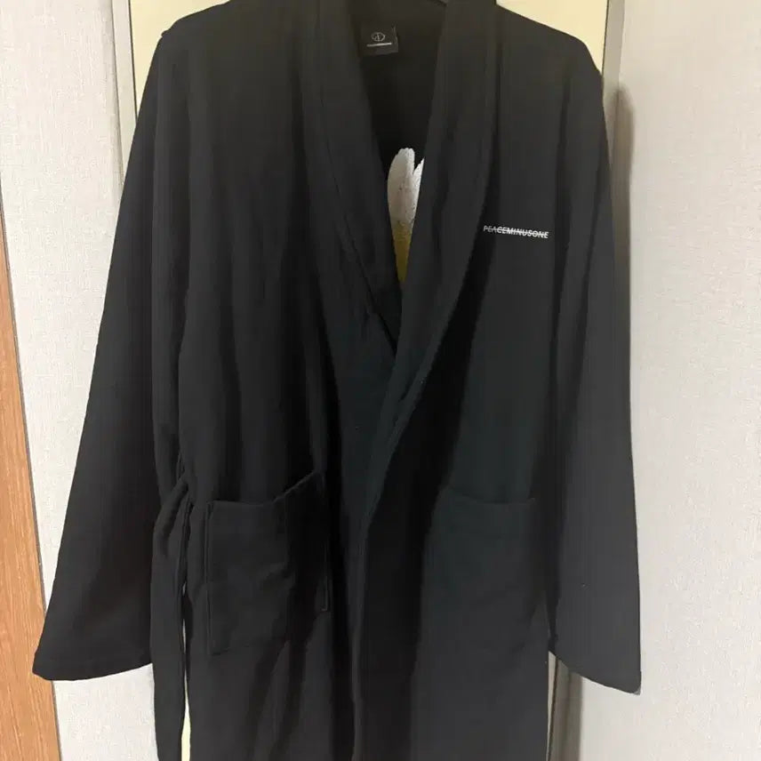 [BUNJANG] PEACEMINUSONE Daisy Robe / 피스마이너스원 데이지 로브