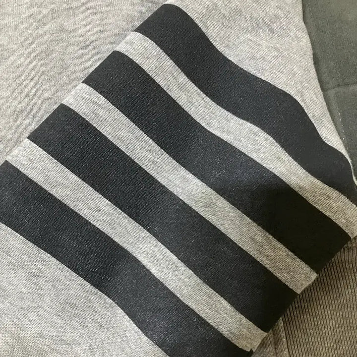 [BUNJANG] Thom Browne Sweatshirt / 톰브라운 맨투맨