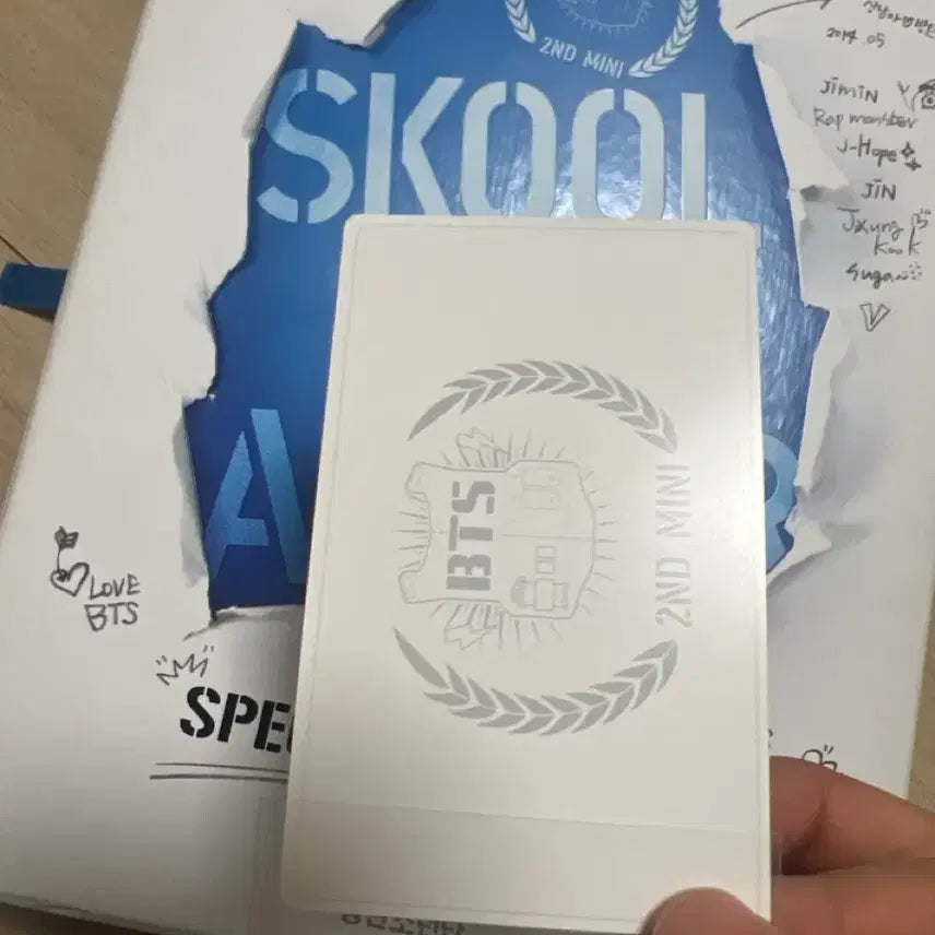 방탄소년단 Skool Luv Affair 에디션+지민포카