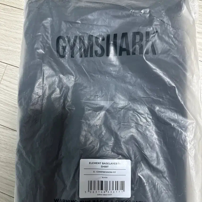 [BUNJANG] Gymshark Element Black Short Sleeve T-shirt / [s]짐샤크 엘리멘트 블랙 반팔 새상품