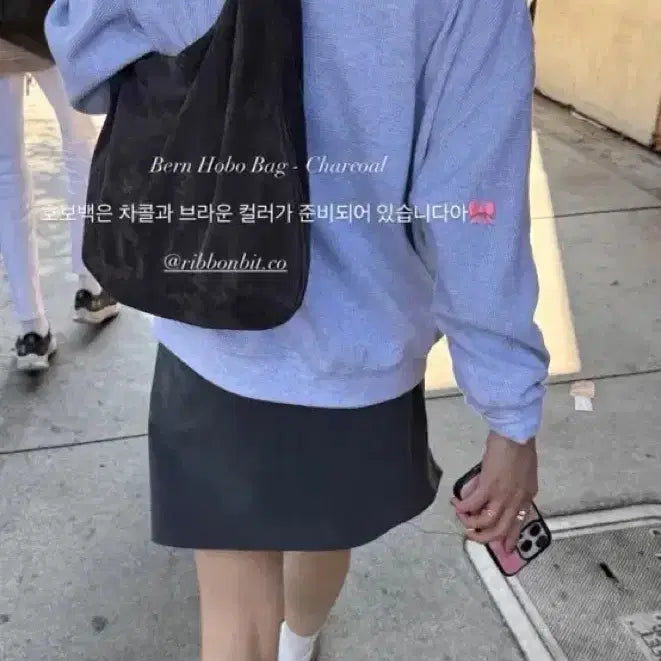 [SOLD OUT] 리본빛 베른 호보 백 차콜