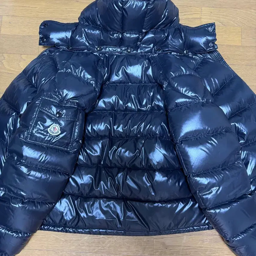 [BUNJANG] Moncler Maya Padded Jacket / 몽클레어 마야 패딩 판매