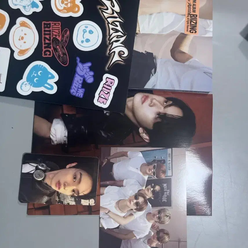 라이즈 RIIZE RIIZING 미니 1집 앨범 +포카 포스터