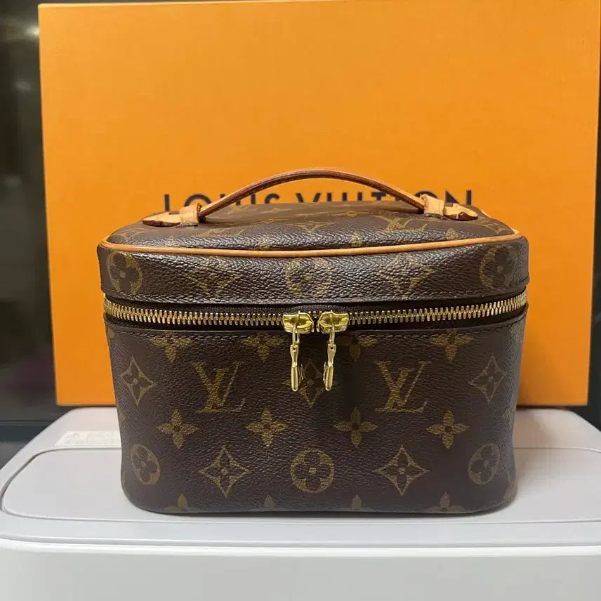 [BUNJANG] Louis Vuitton Nice Mini Cosmetic Case / 루이비통 니스 미니